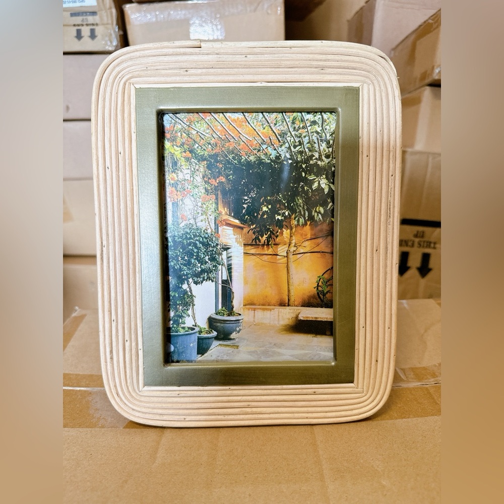 The Jungalow Beige Rattan Photo Frame with Glass (2Pack) 10x8 - NEW